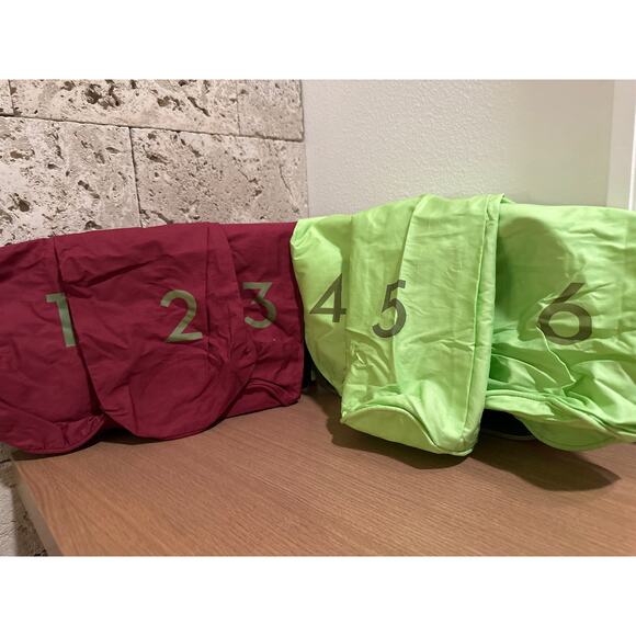 New Wine Tasting Kit, Cork, Corkscrew, Wine Bags & Notepad Gift Fun Oenophilia - Picture 8 of 8